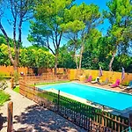 L'entre Nous, Piscine Et Jacuzzi Prive Konukevi