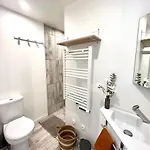 Konukevi L'entre Nous, Piscine Et Jacuzzi Prive 4*