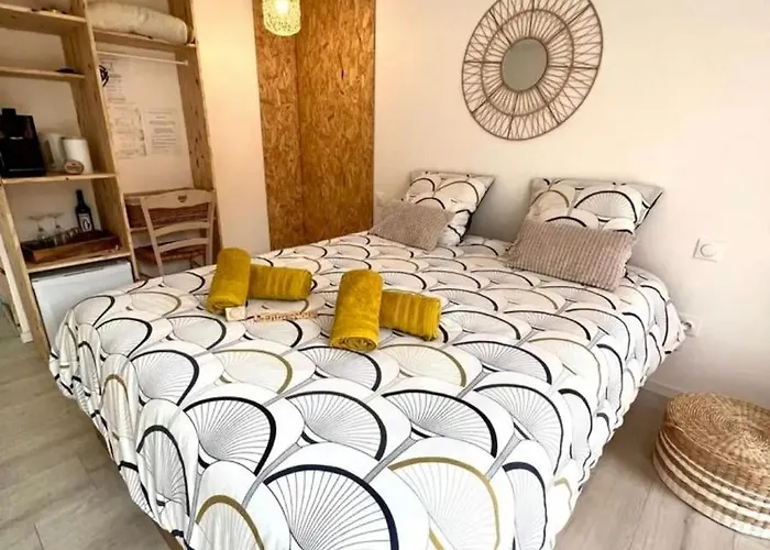 L'entre Nous A ゲストハウス